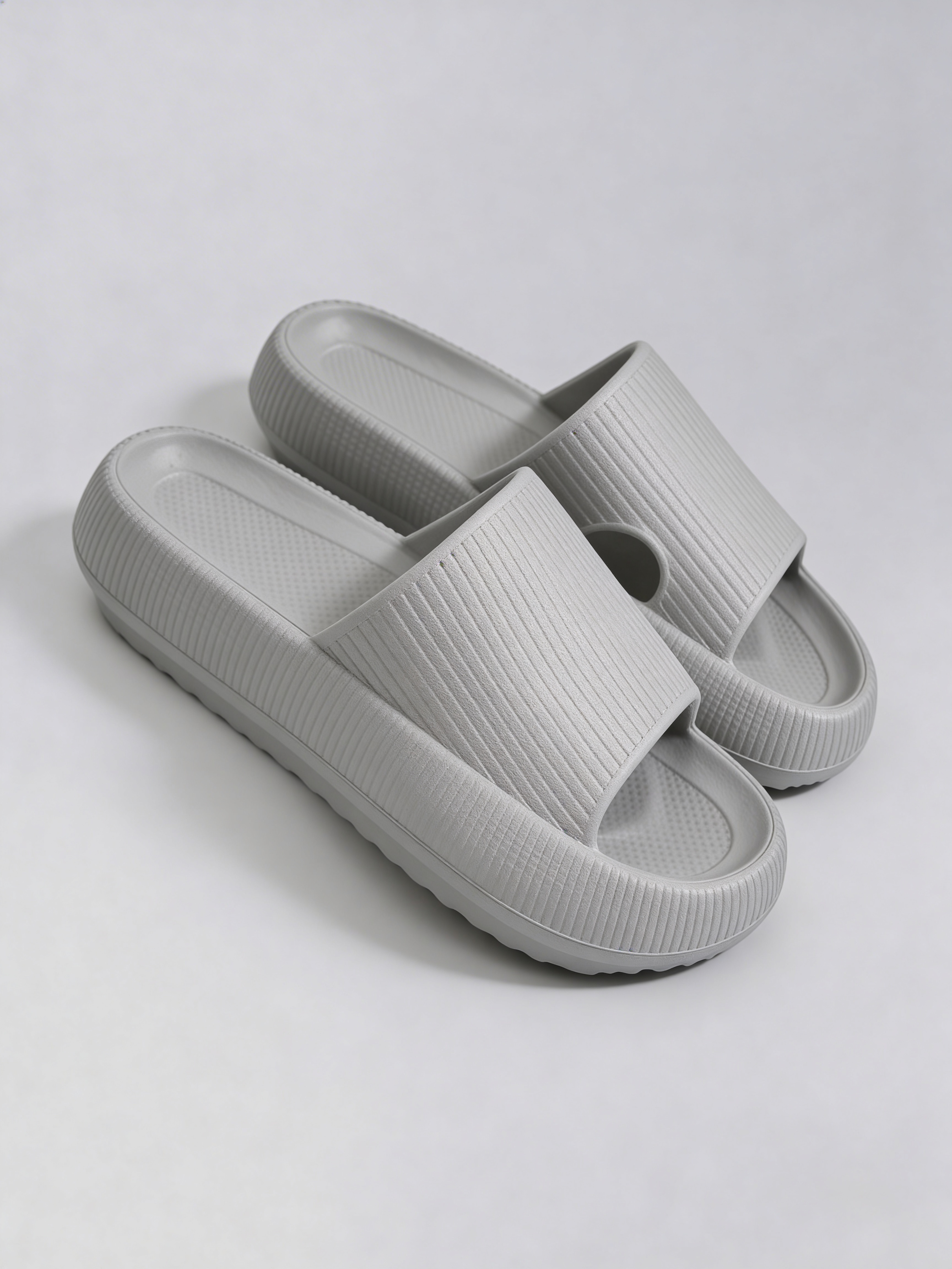SLYDO™  SLIDES