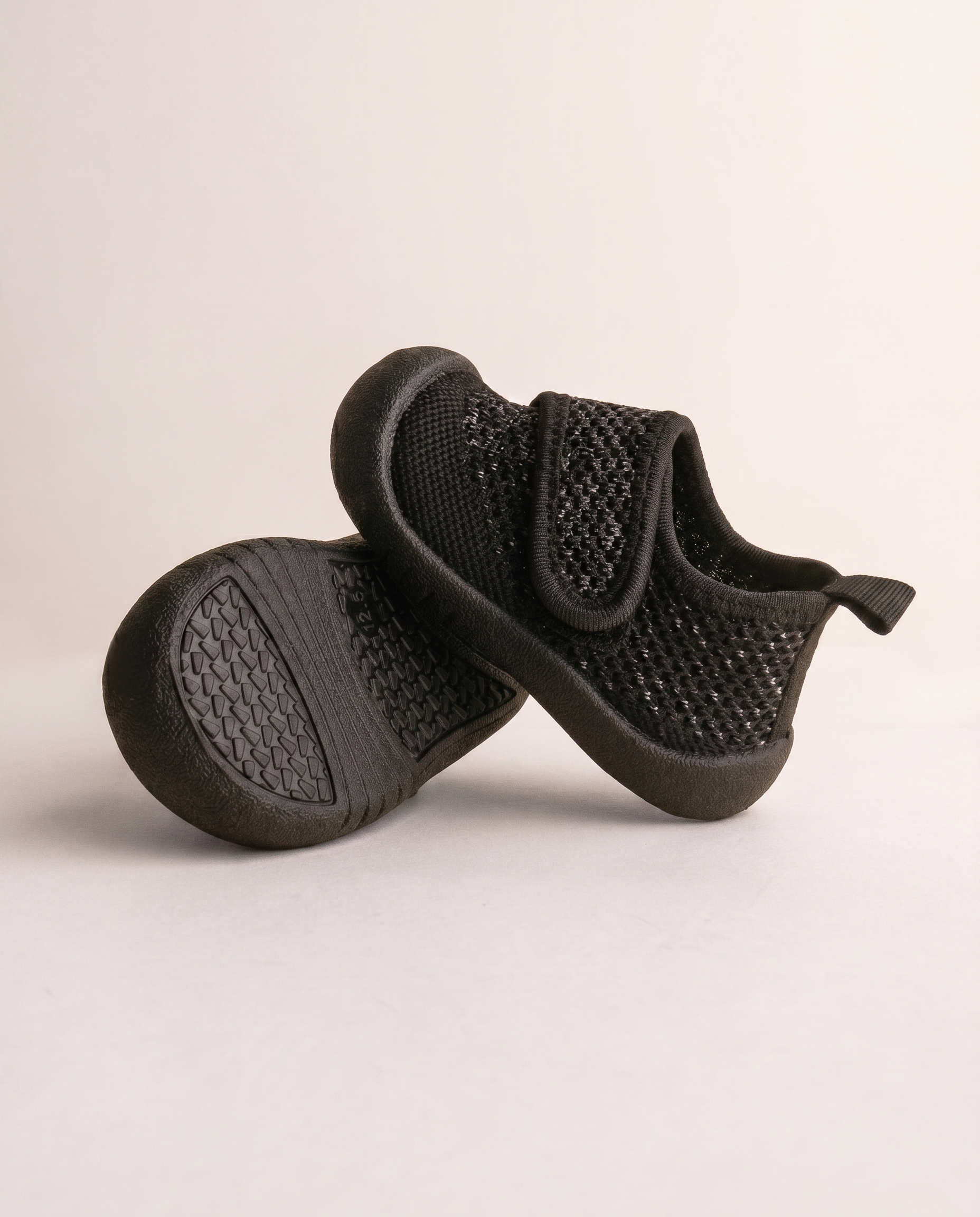 BLACK - LittleSteps™ WALKERS