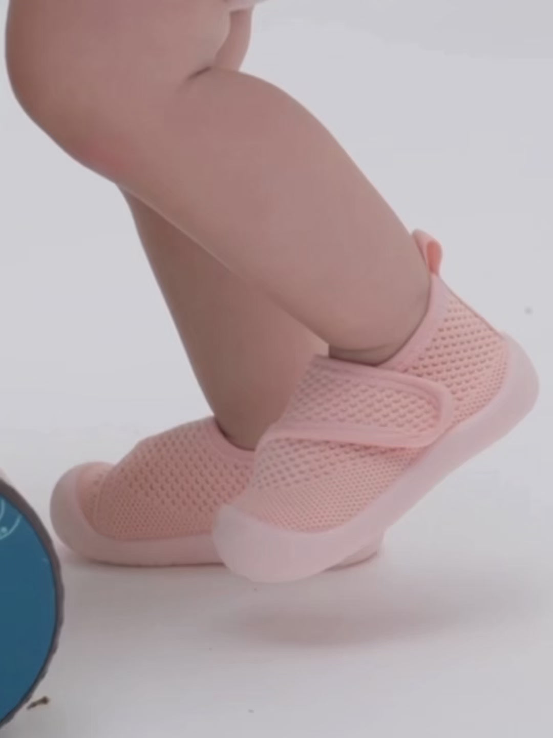 PINK - LITTLESTEPS™ VELCRO WALKERS